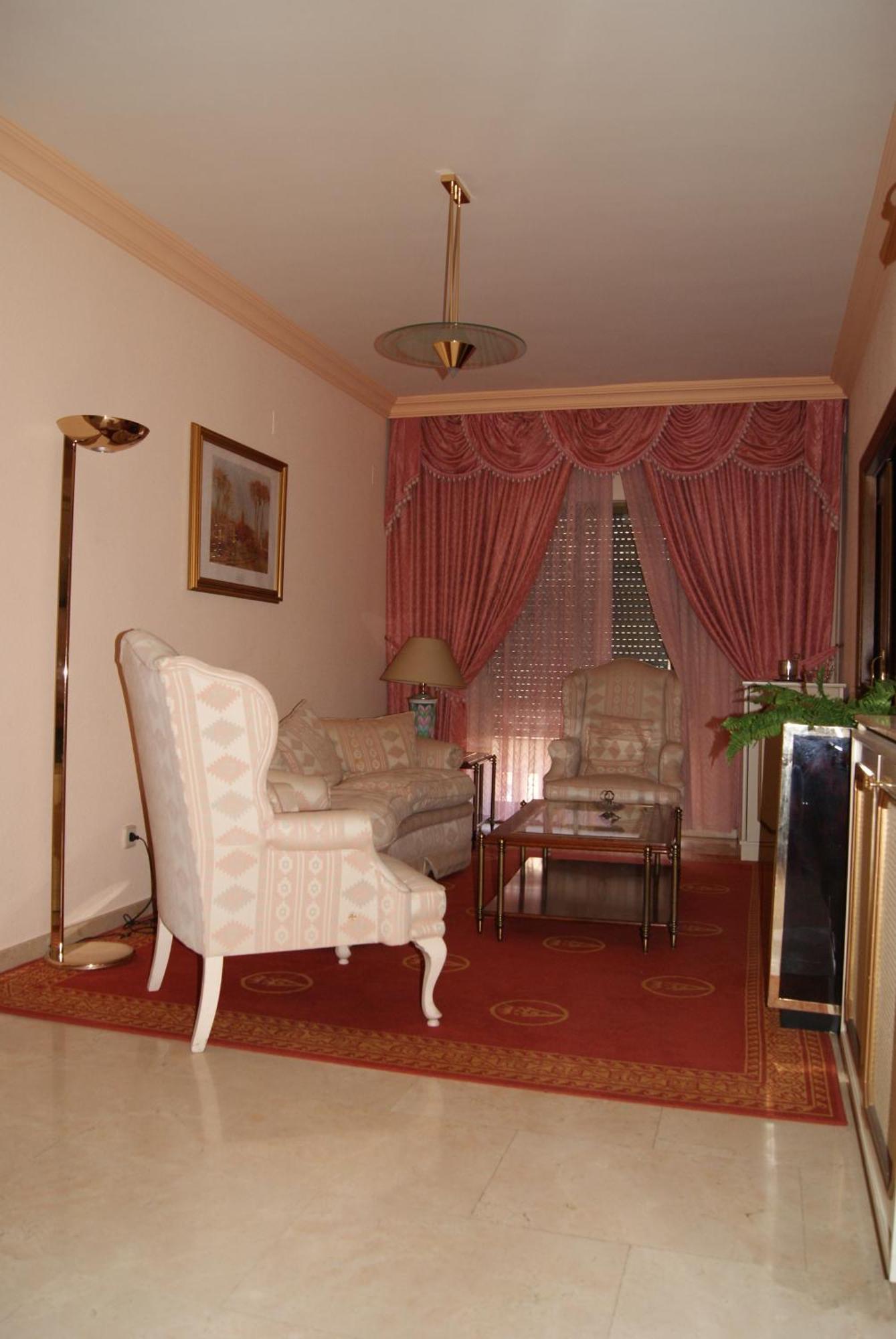 Hotel Reina Victoria Hellín Buitenkant foto